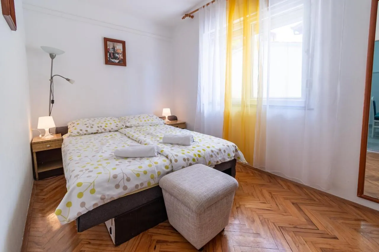 Apartments With A Parking Space Lovran, Opatija - 2342