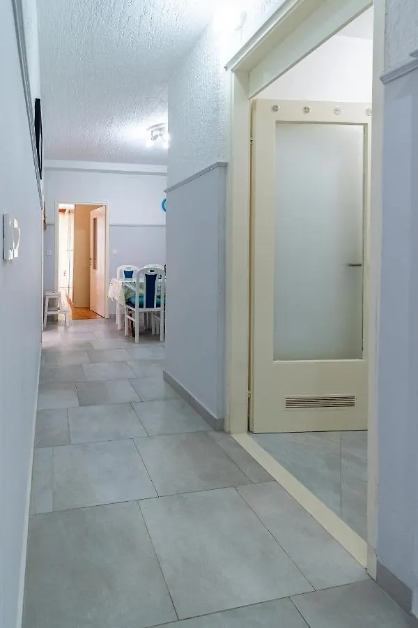 Apartments With A Parking Space Lovran, Opatija - 2342 Laurana