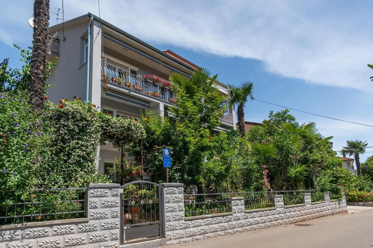 Apartments With A Parking Space Lovran, Opatija - 2342 Croatia