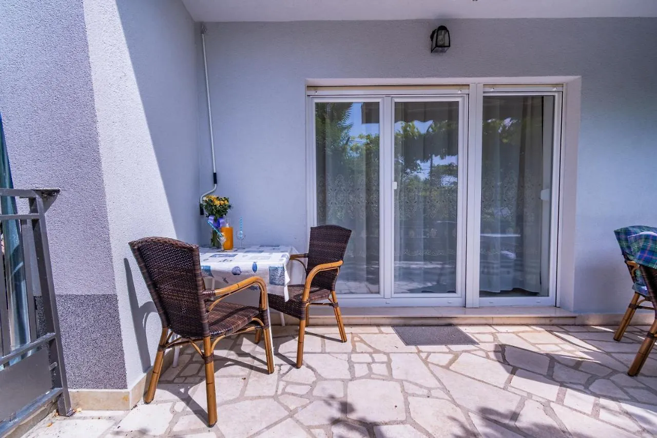 Apartments With A Parking Space Lovran, Opatija - 2342 Lovran